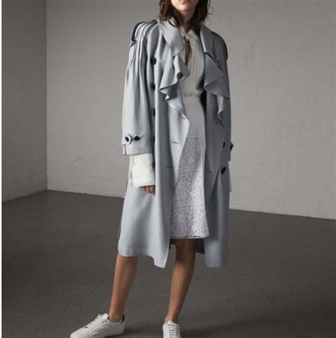 burberry baythorpe silk trench coat|burberry trench coat removable lining.